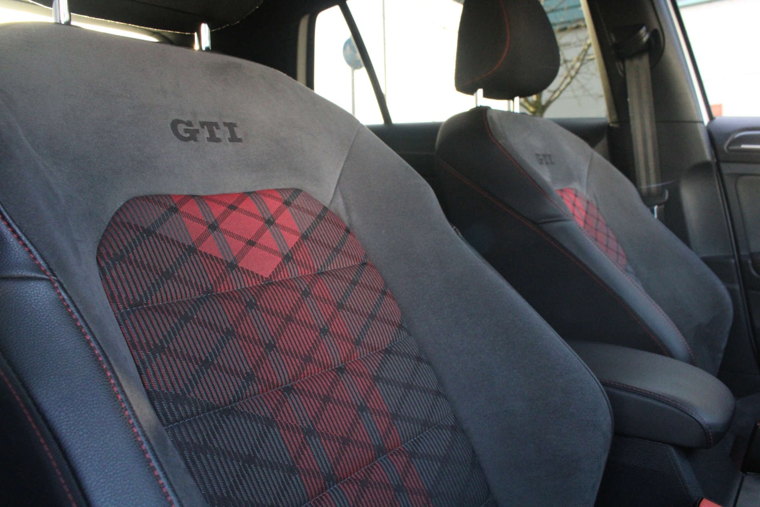 Used Volkswagen Golf 2019 for sale - 76686698: Photo 63