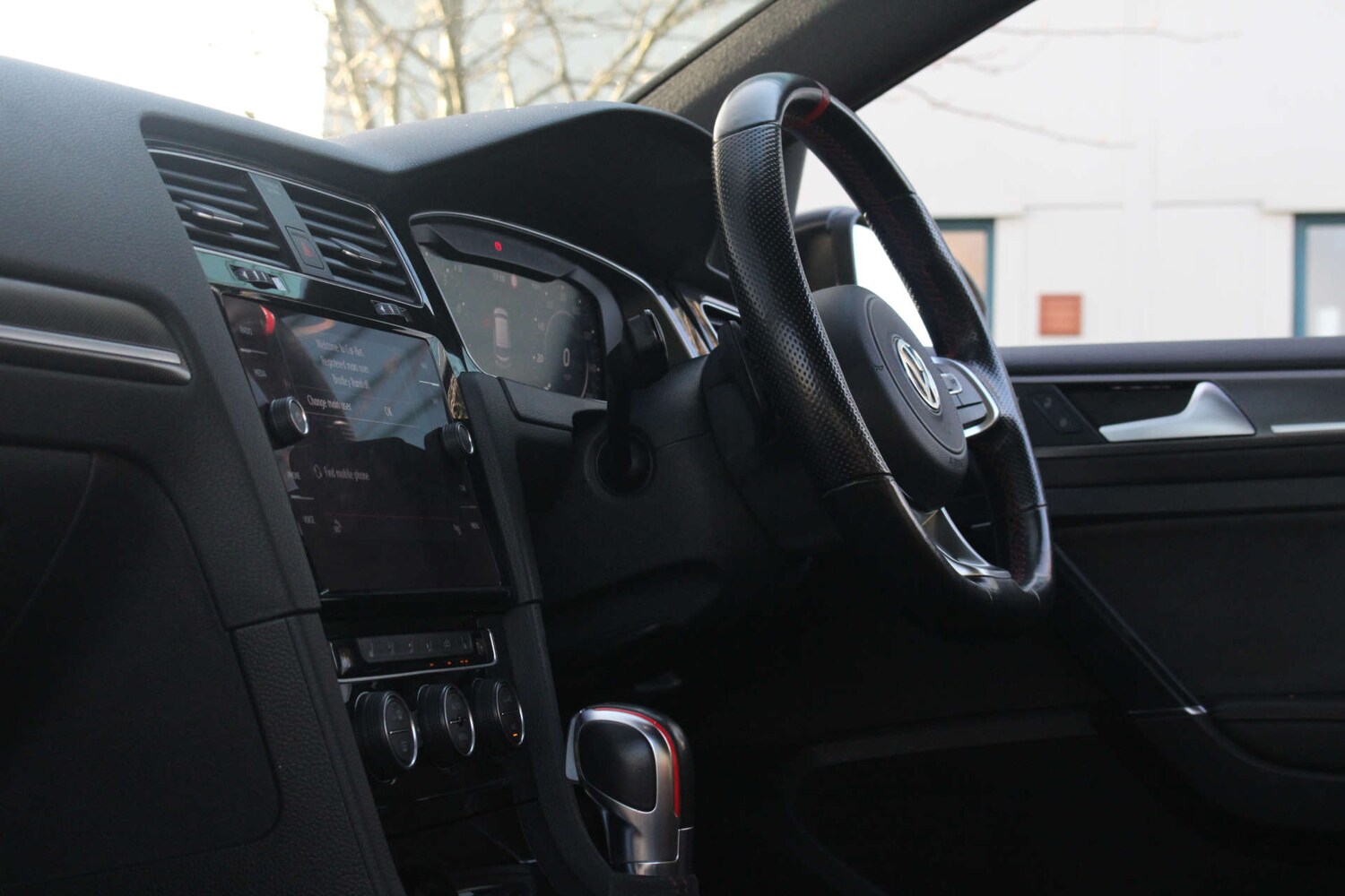 Used Volkswagen Golf 2019 for sale - 76686698: Photo 71