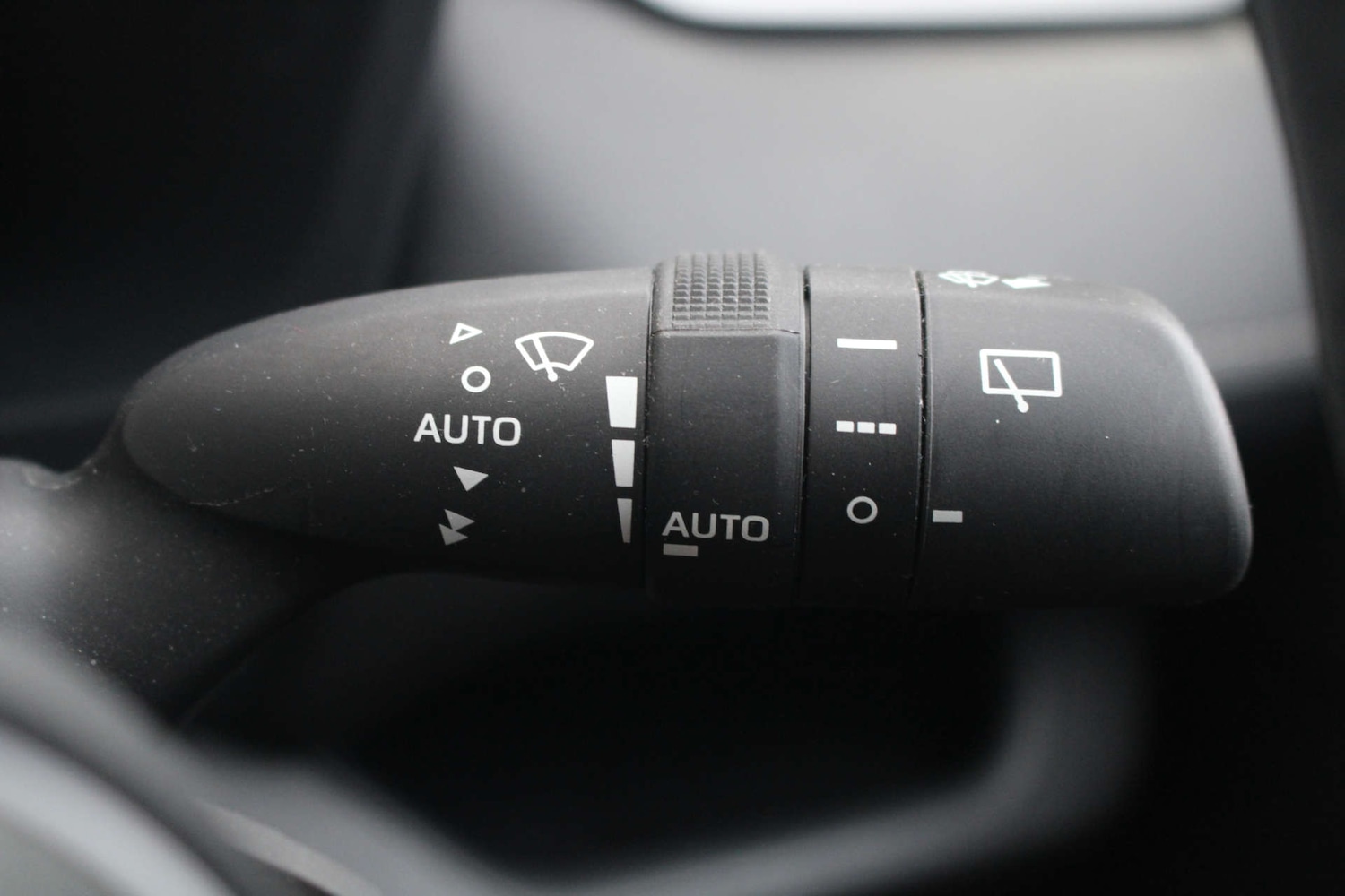 Used Toyota RAV4 2024 for sale - 77476436: Photo 32