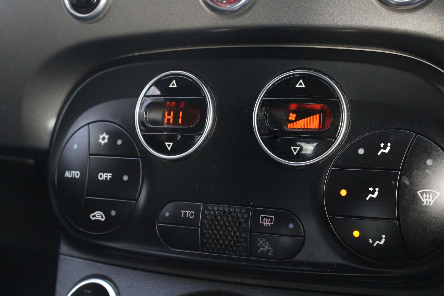 Used Abarth 595 2017 for sale - 76604249: Photo 38