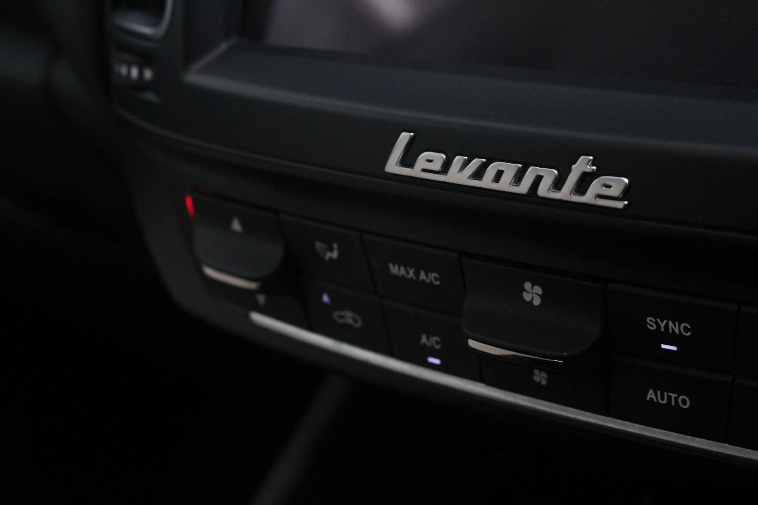 Used Maserati Levante 2017 for sale - 76544300: Photo 27