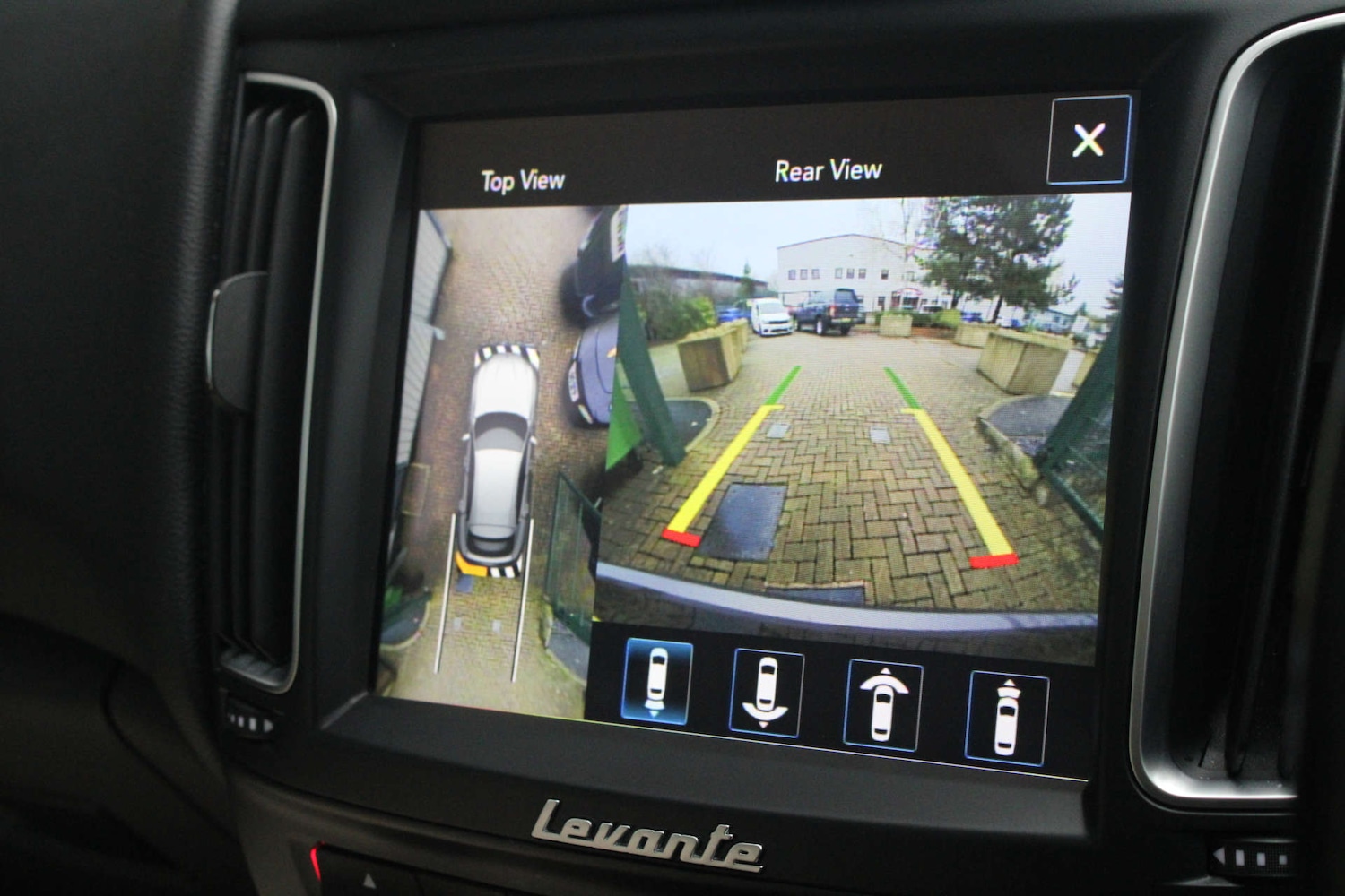 Used Maserati Levante 2017 for sale - 76544300: Photo 40