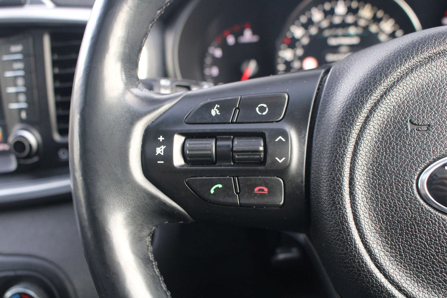 Used Kia Sorento 2017 for sale - 77221026: Photo 37