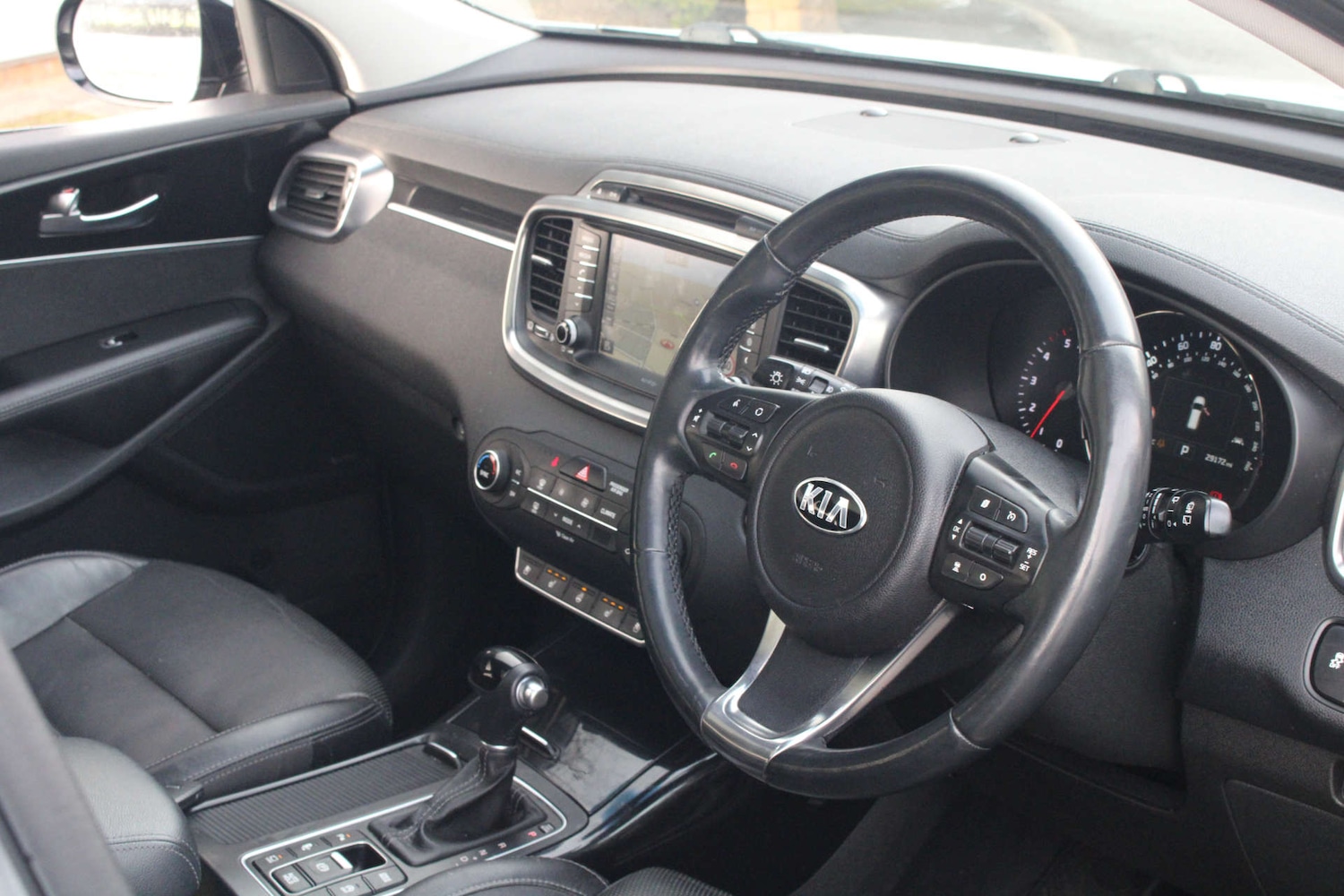 Used Kia Sorento 2017 for sale - 77221026: Photo 65