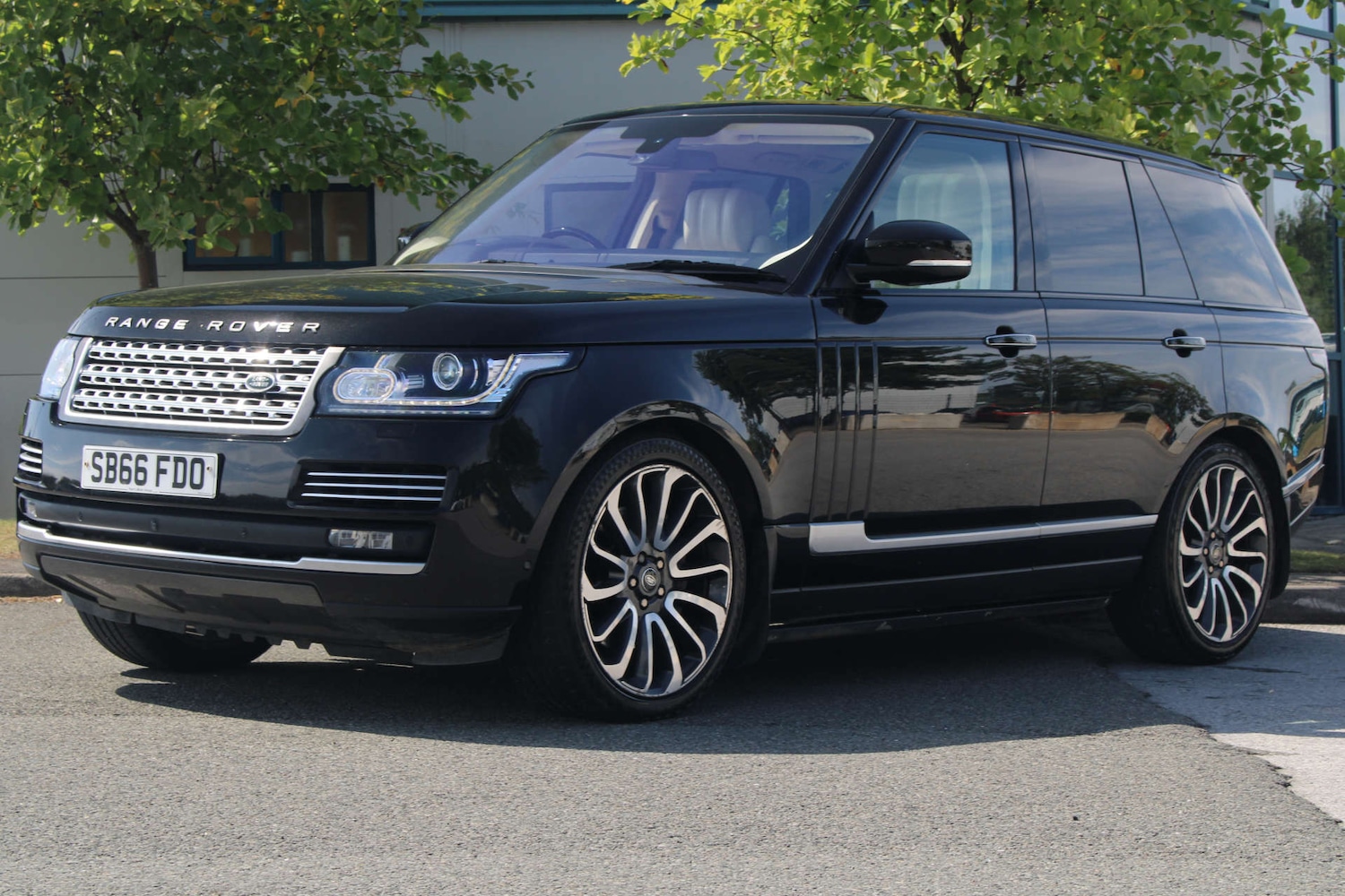 Used Land Rover Range Rover 2016 for sale - 77022441: Photo 3