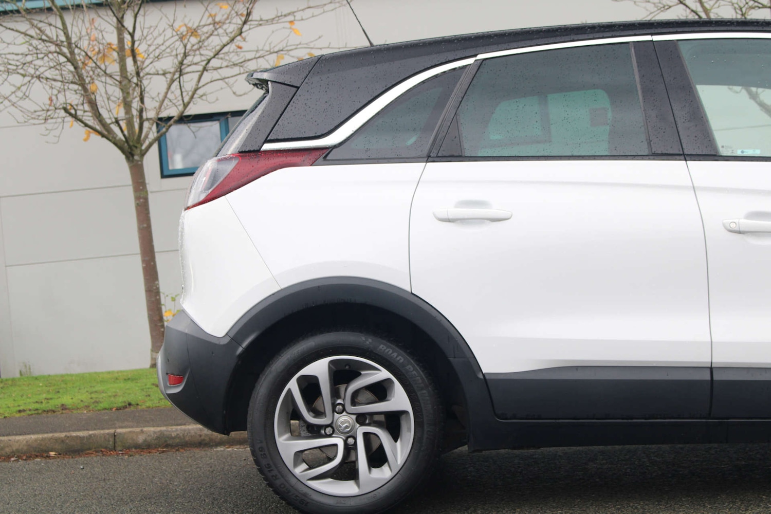 Used Vauxhall Crossland X 2017 for sale - 76366188: Photo 9