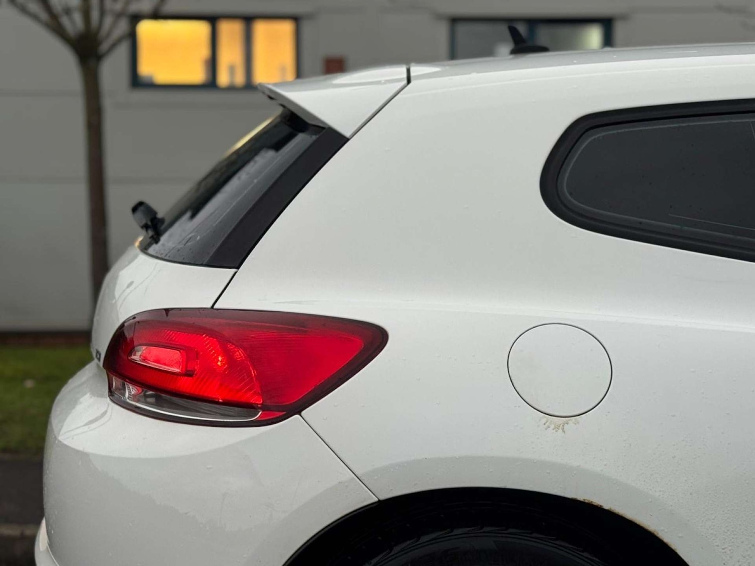 Used Volkswagen Scirocco 2011 for sale - 76830088: Photo 6