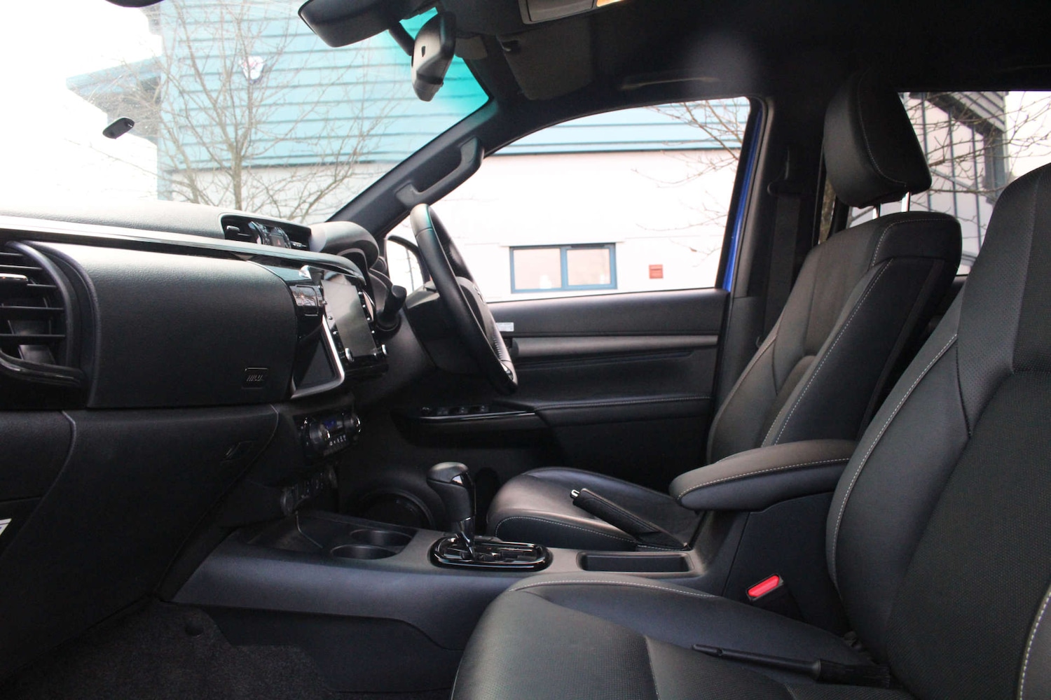 Used Toyota Hilux 2023 for sale - 77022664: Photo 38