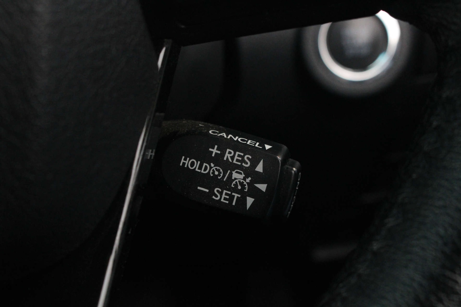 Used Toyota Hilux 2023 for sale - 77022664: Photo 46