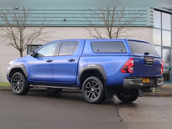 Used Toyota Hilux 2023 for sale - 77022664: Photo