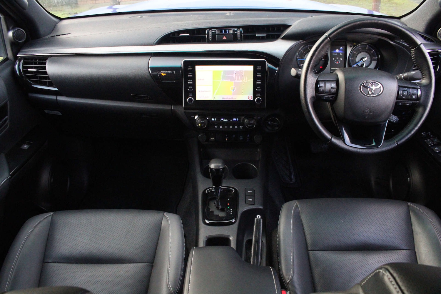 Used Toyota Hilux 2023 for sale - 77022664: Photo 58