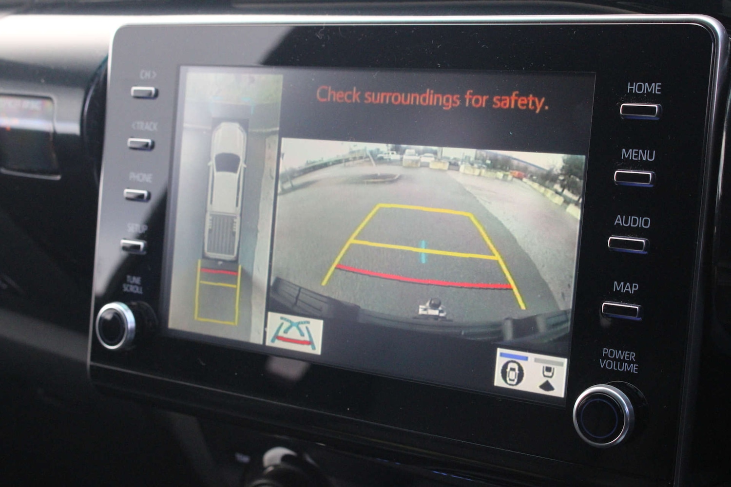 Used Toyota Hilux 2023 for sale - 77022664: Photo 60