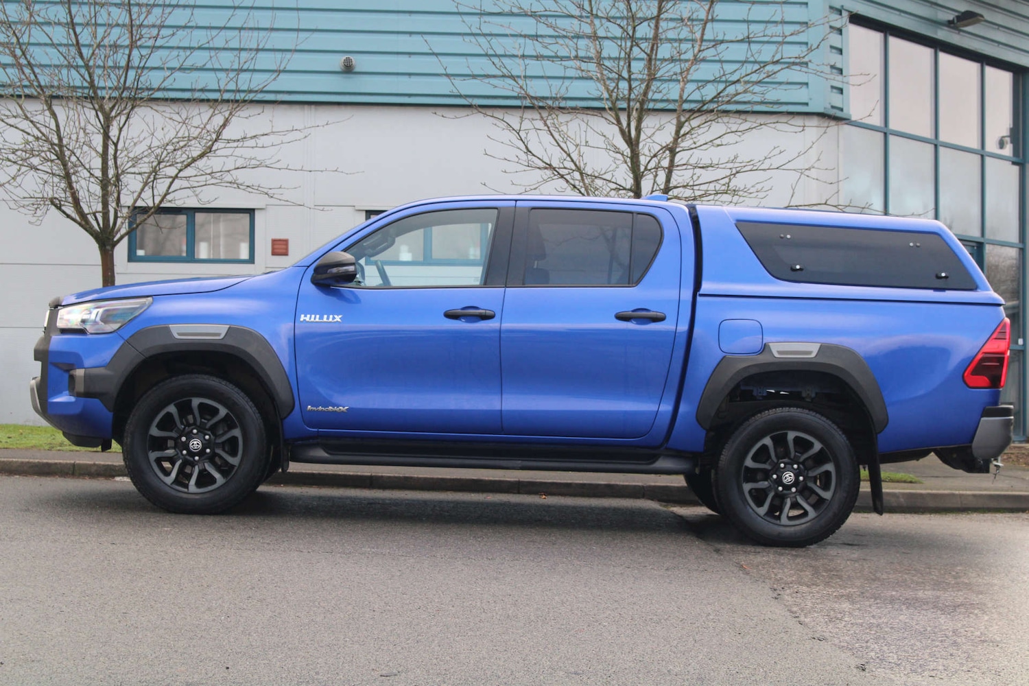 Used Toyota Hilux 2023 for sale - 77022664: Photo 8