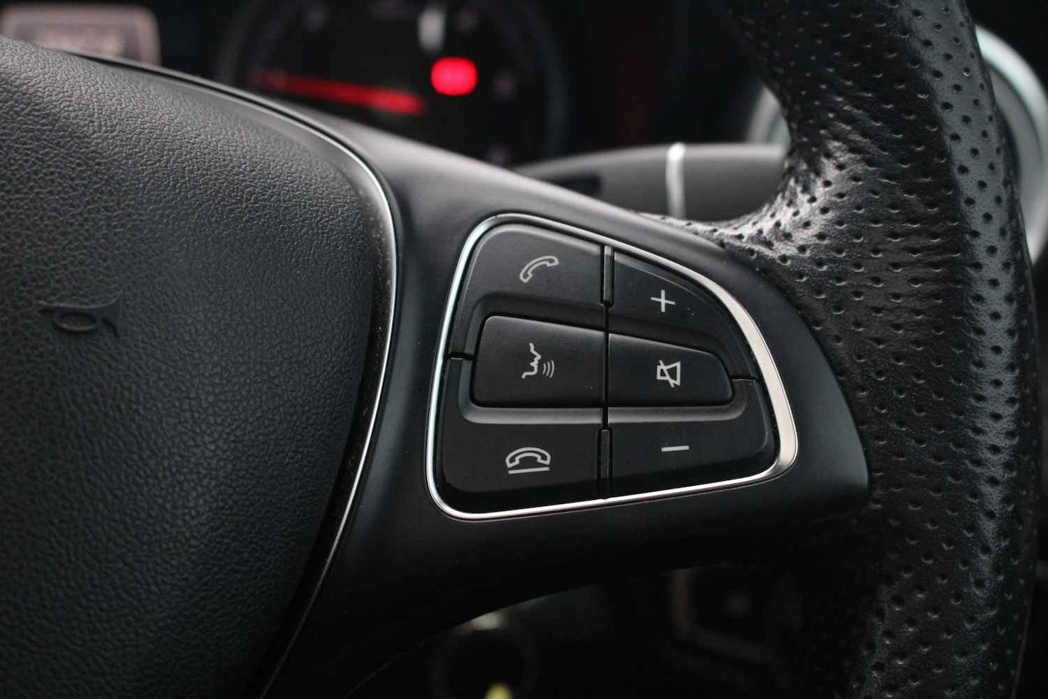 Used Mercedes-Benz GLC 2018 for sale - 77247857: Photo 29