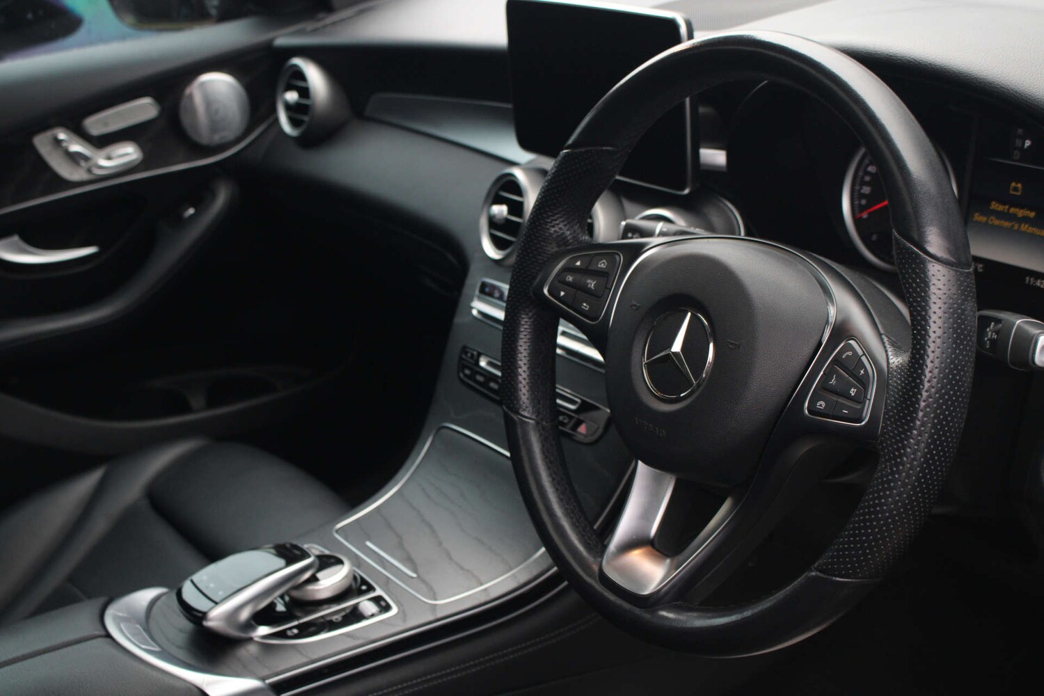 Used Mercedes-Benz GLC 2018 for sale - 77247857: Photo 58