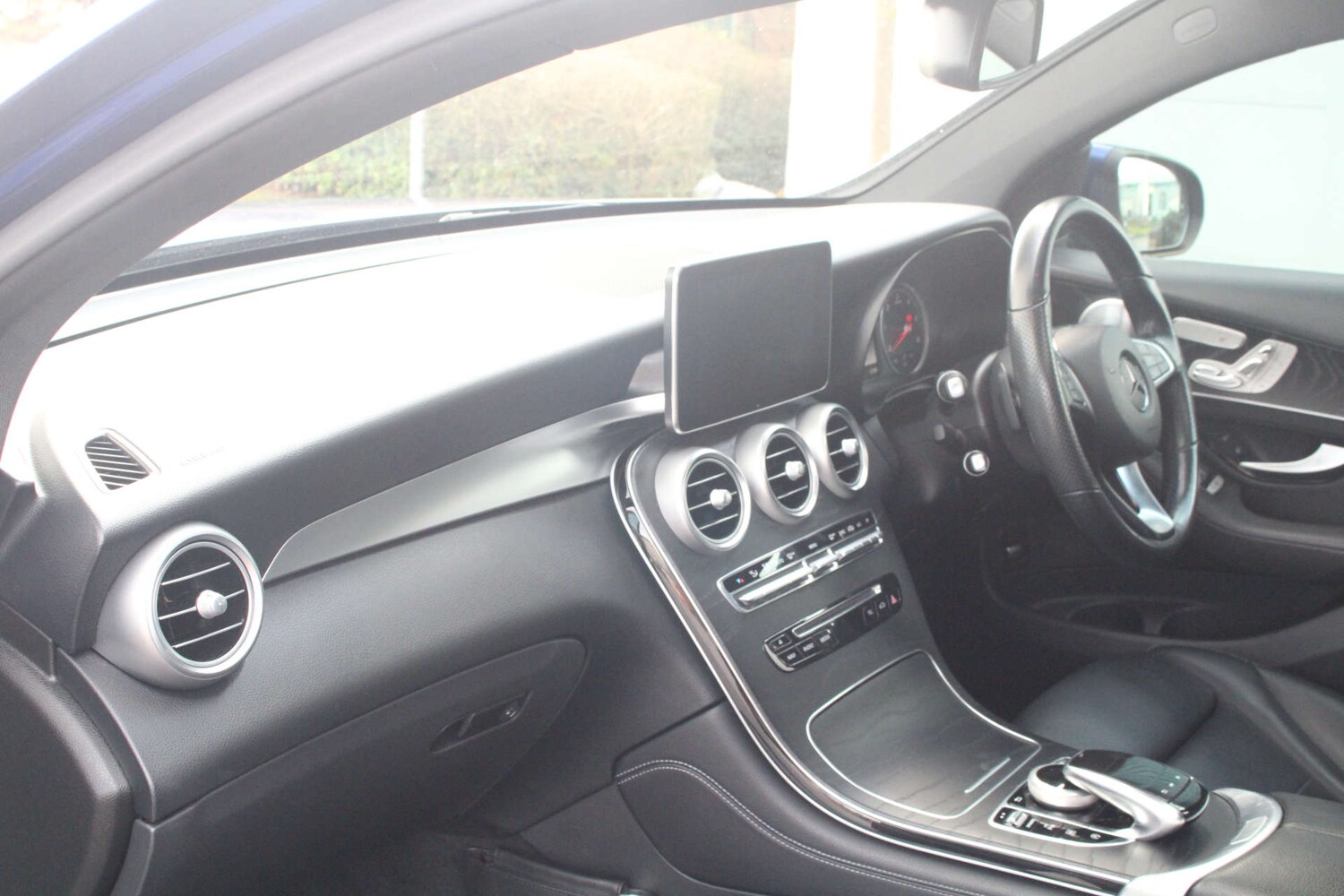 Used Mercedes-Benz GLC 2018 for sale - 77247857: Photo 63