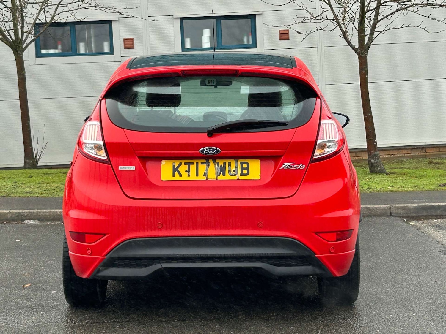 Used Ford Fiesta 2017 for sale - 76853612: Photo 3