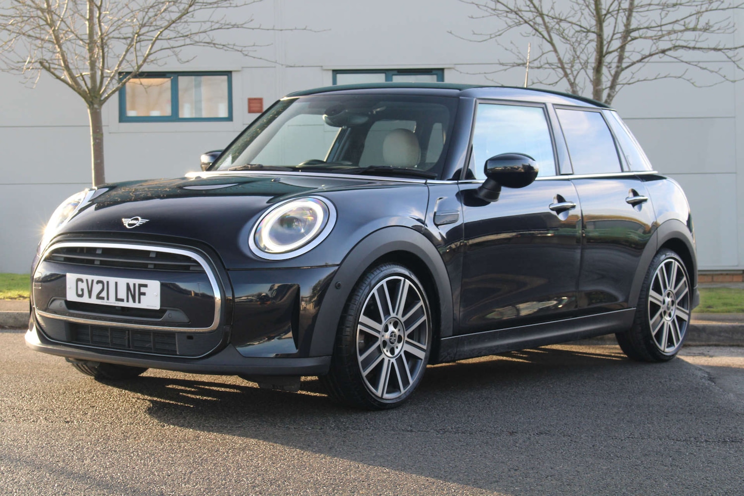 Used MINI Hatch 2021 for sale - 76686699: Photo 3