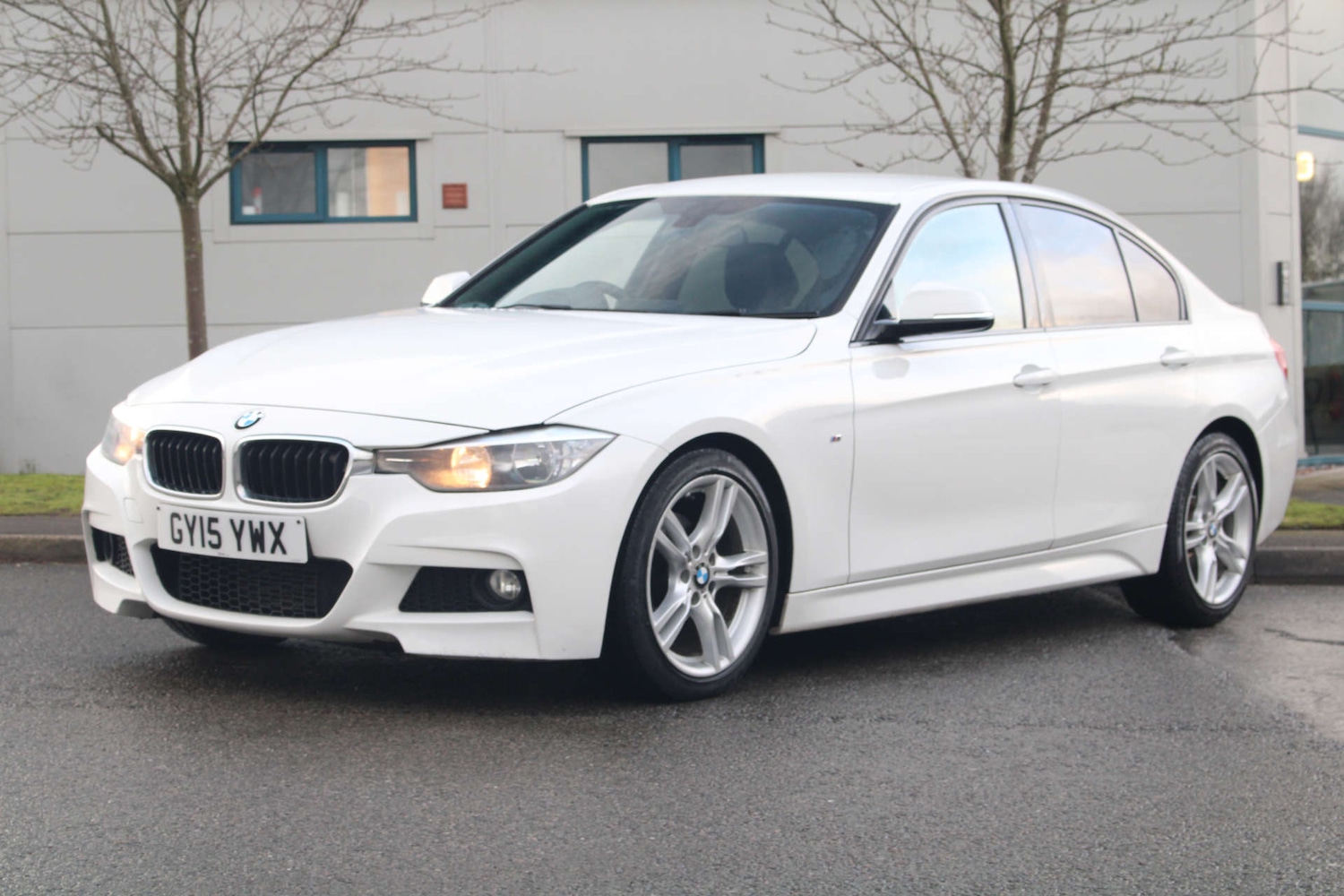 Used BMW 3 Series 2015 for sale - 77104185: Photo 3