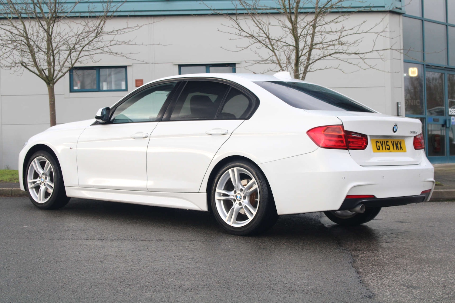 Used BMW 3 Series 2015 for sale - 77104185: Photo 4