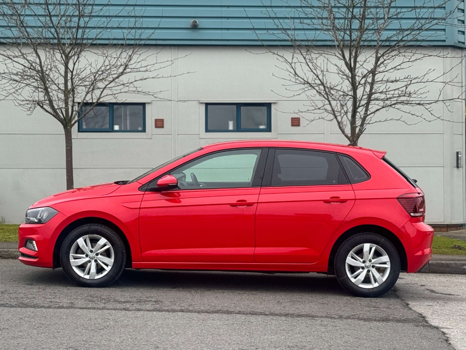 Used Volkswagen Polo 2018 for sale - 77792542: Photo 4