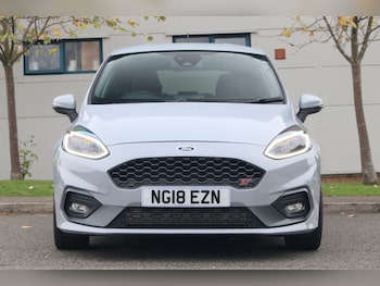 Used Ford Fiesta 2018 for sale - 76266403: Photo