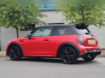 Used MINI Hatch 2022 for sale - 75890964: Photo