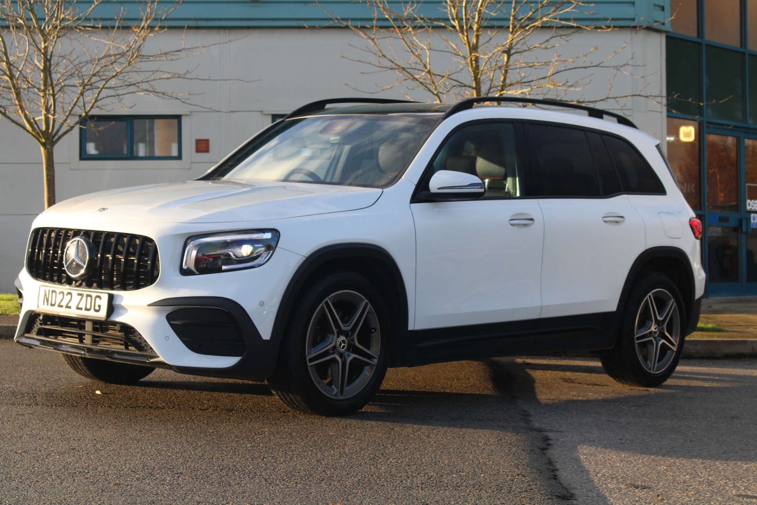 Used Mercedes-Benz GLB 2022 for sale - 77640544: Photo 3