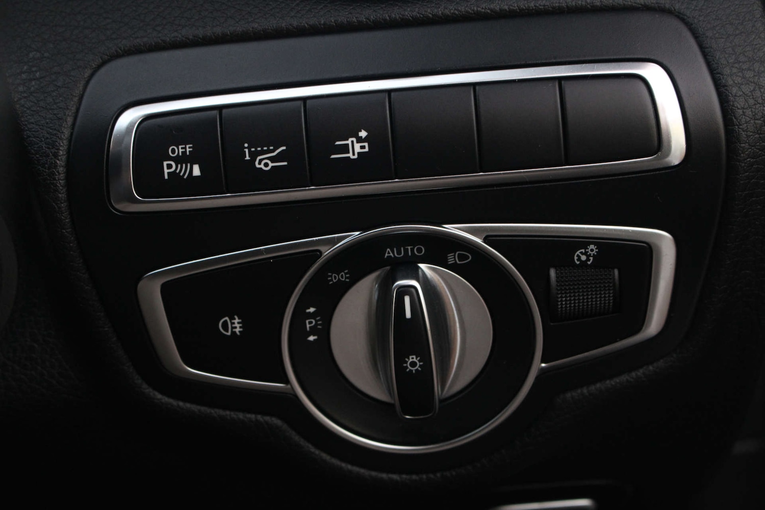 Used Mercedes-Benz C Class 2018 for sale - 77640543: Photo 31