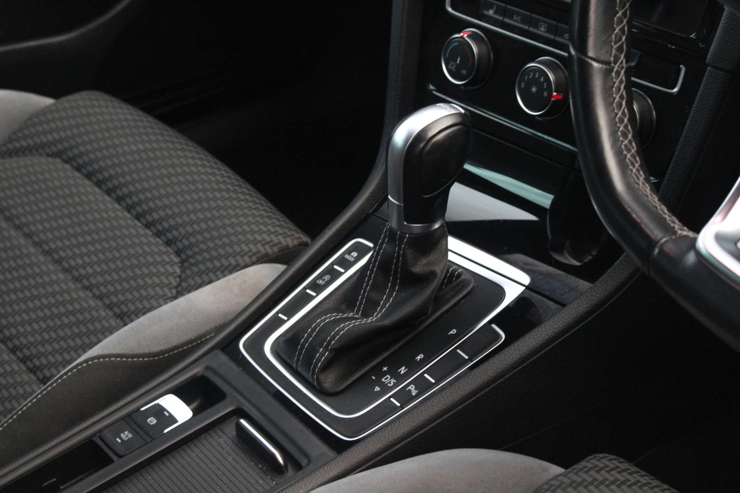 Used Volkswagen Golf 2019 for sale - 77368222: Photo 37