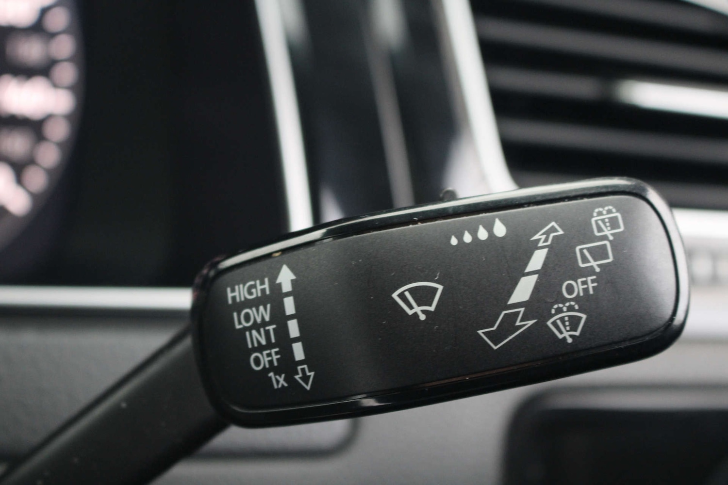 Used Volkswagen Golf 2019 for sale - 77368222: Photo 43