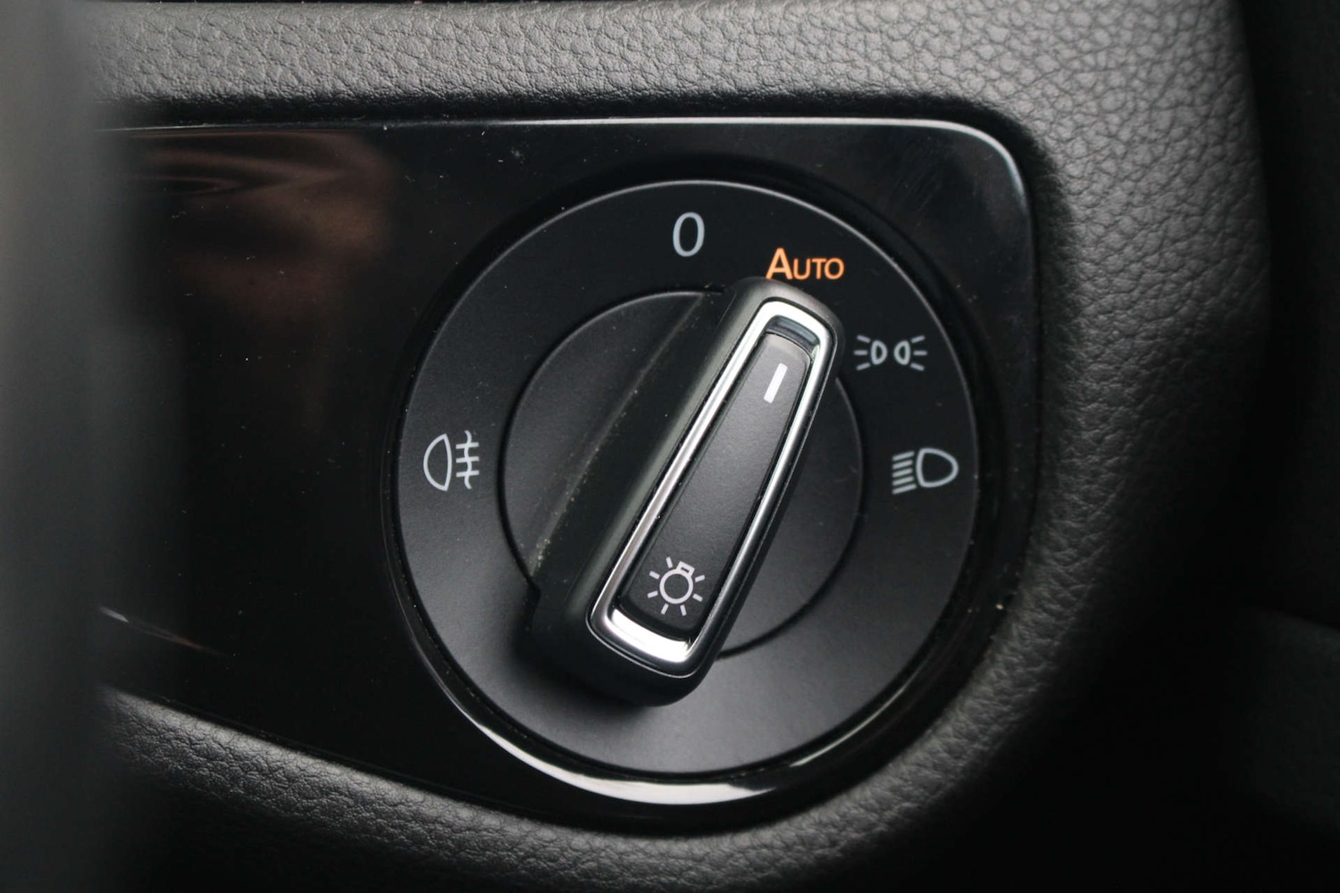 Used Volkswagen Golf 2019 for sale - 77368222: Photo 44