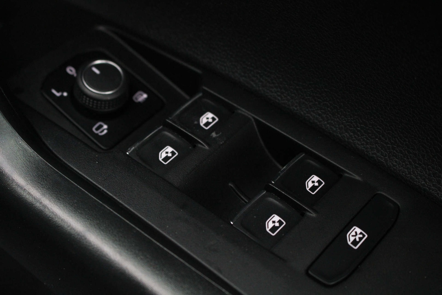 Used Volkswagen Polo 2023 for sale - 77187853: Photo 40