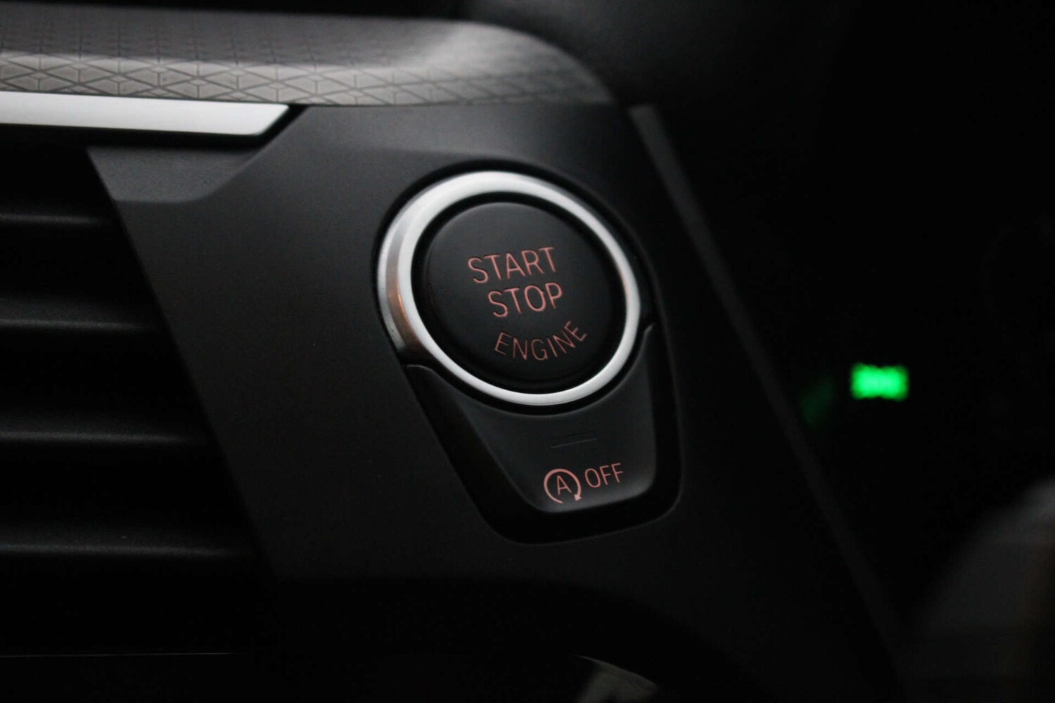 Used BMW X4 2019 for sale - 76404373: Photo 29