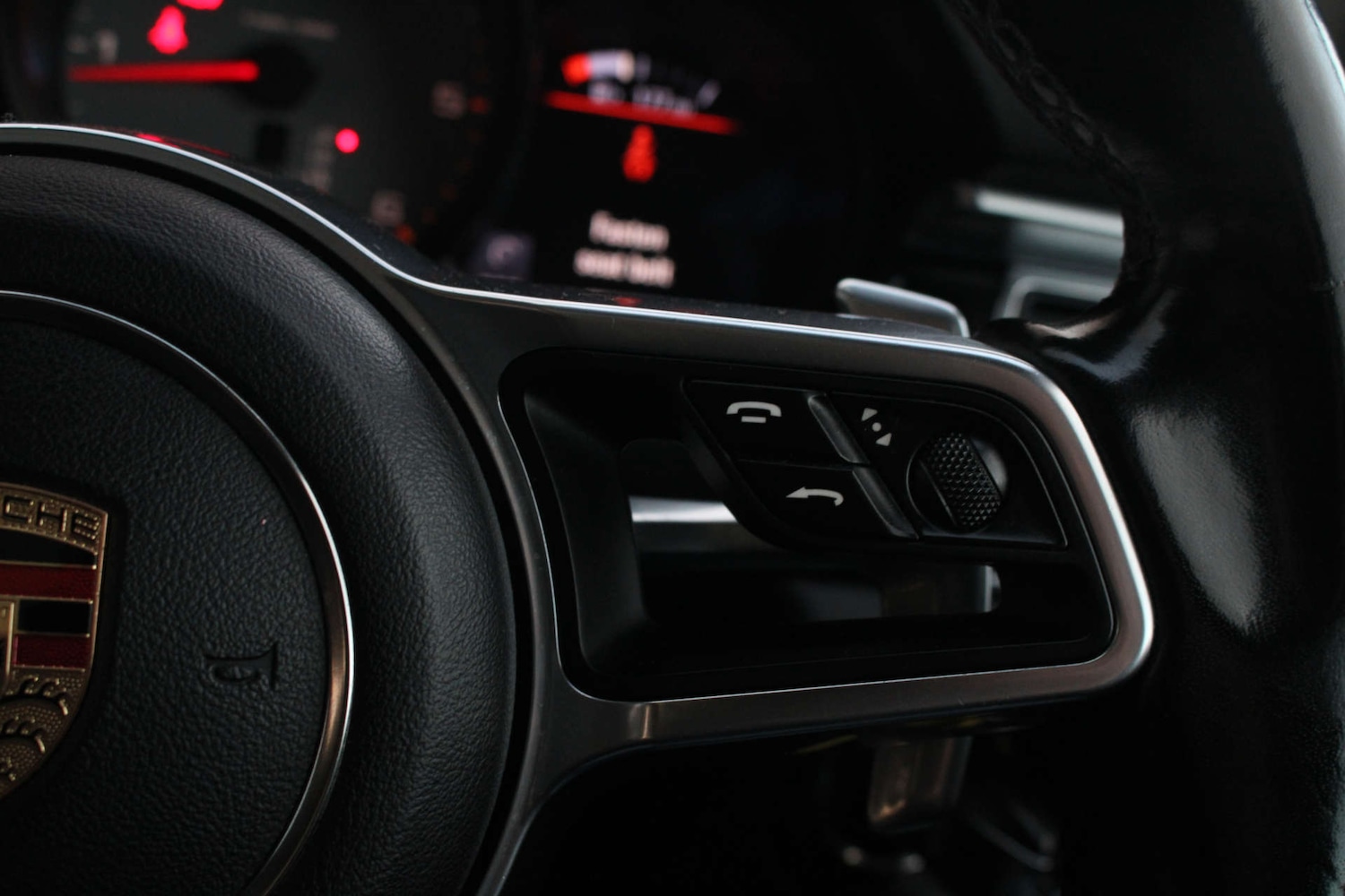 Used Porsche Macan 2016 for sale - 76301968: Photo 46