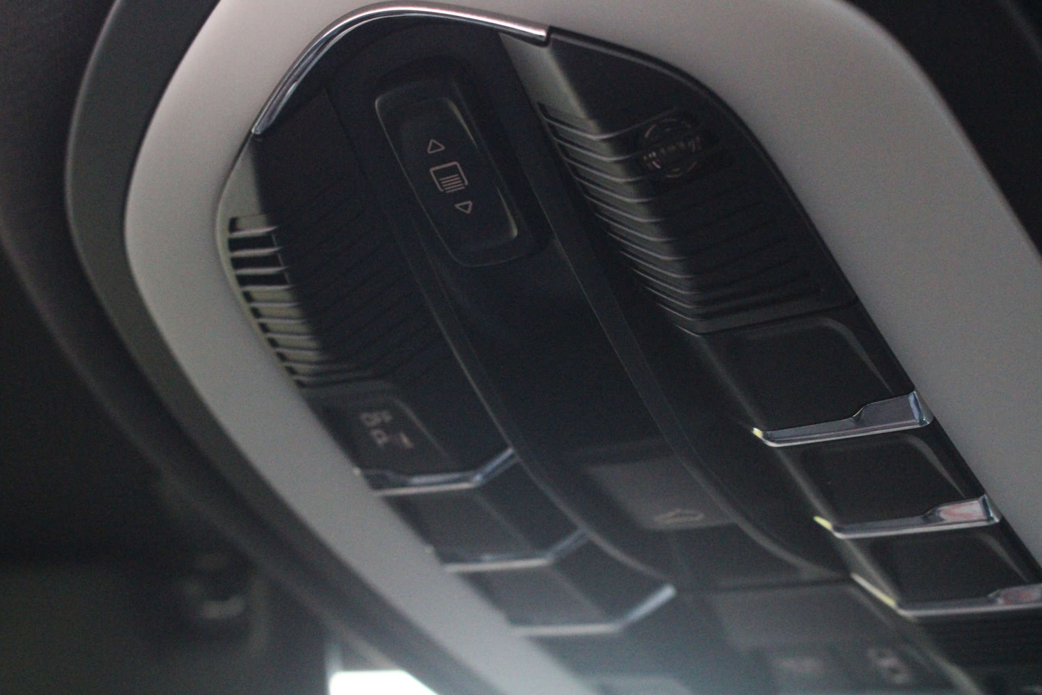 Used Porsche Macan 2016 for sale - 76301968: Photo 54