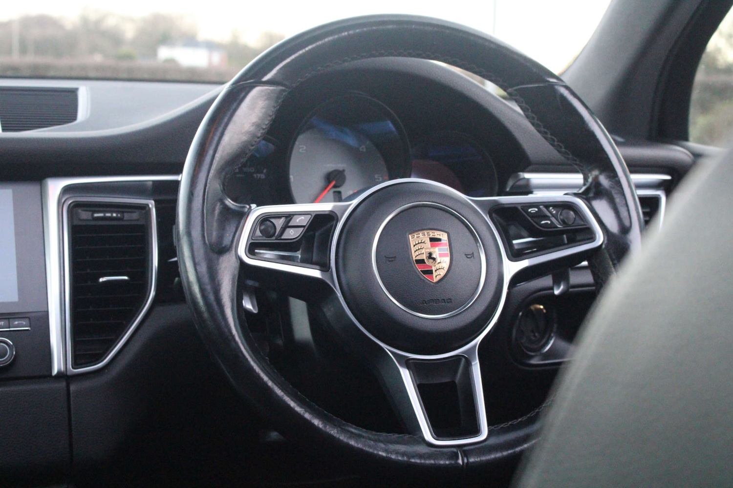 Used Porsche Macan 2016 for sale - 76301968: Photo 59