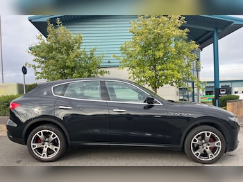 Used Maserati Levante 2018 for sale - 75500215: Photo