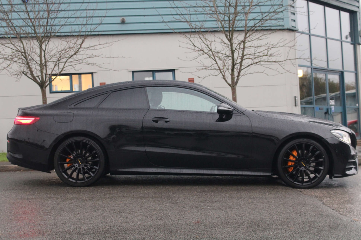 Used Mercedes-Benz E Class 2018 for sale - 76536207: Photo 2