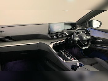 Used Peugeot 5008 2023 for sale - 79318269: Photo