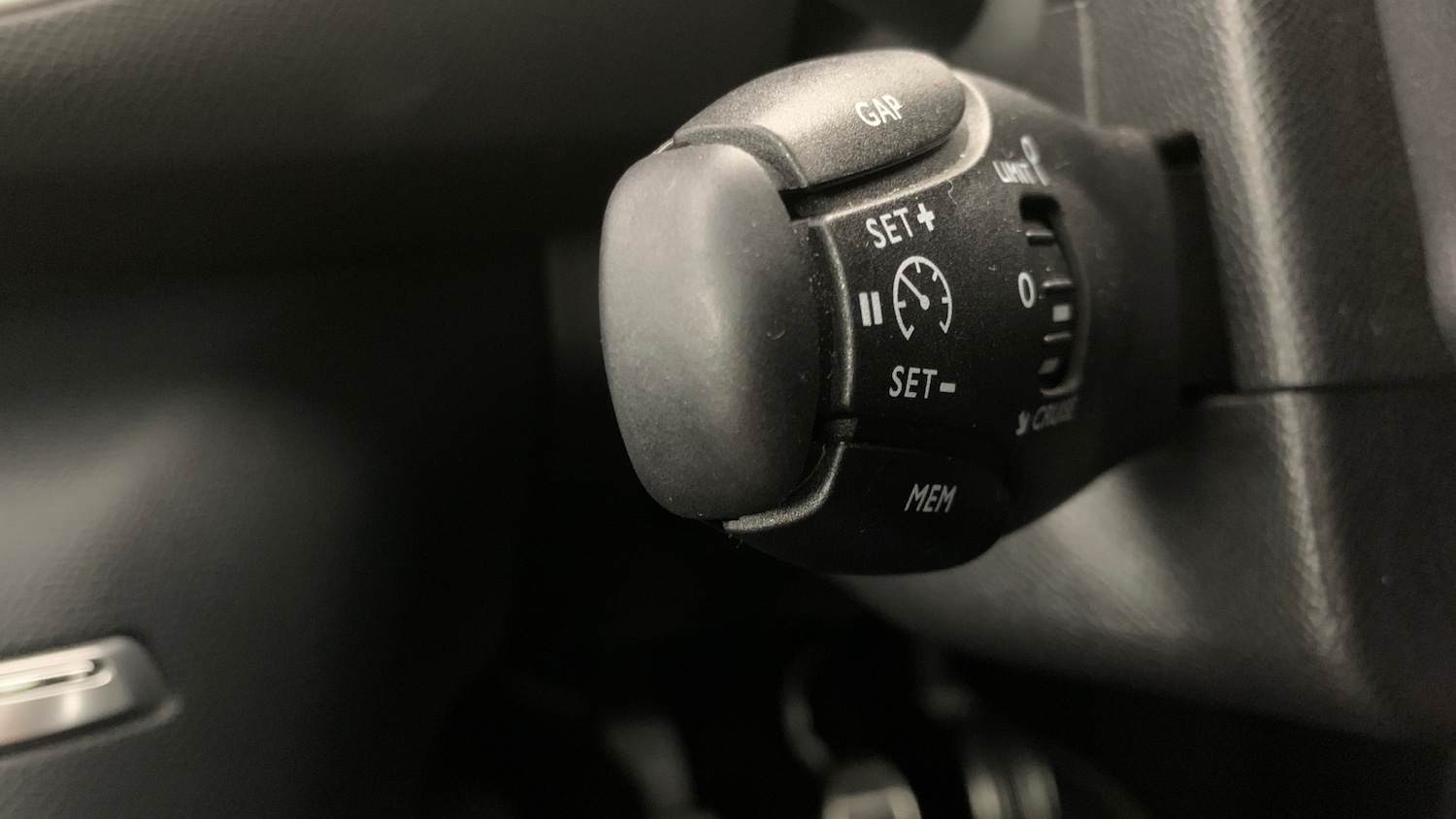 Used Peugeot 308 2020 for sale - 76716050: Photo 37