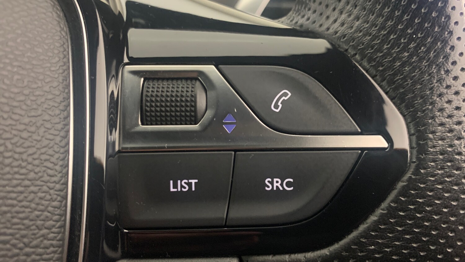 Used Peugeot 5008 2022 for sale - 76840388: Photo 18