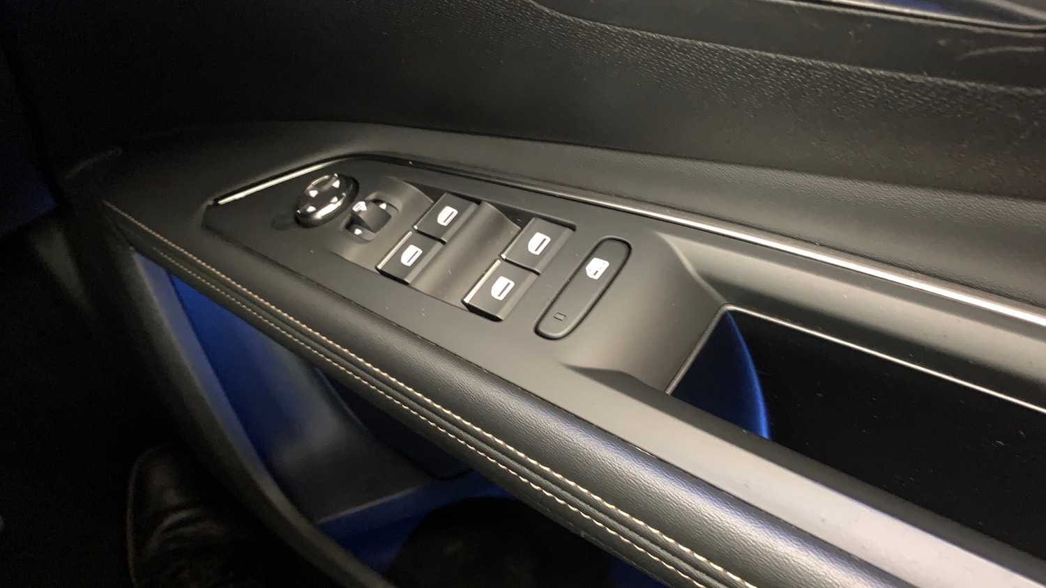 Used Peugeot 5008 2022 for sale - 76840388: Photo 37