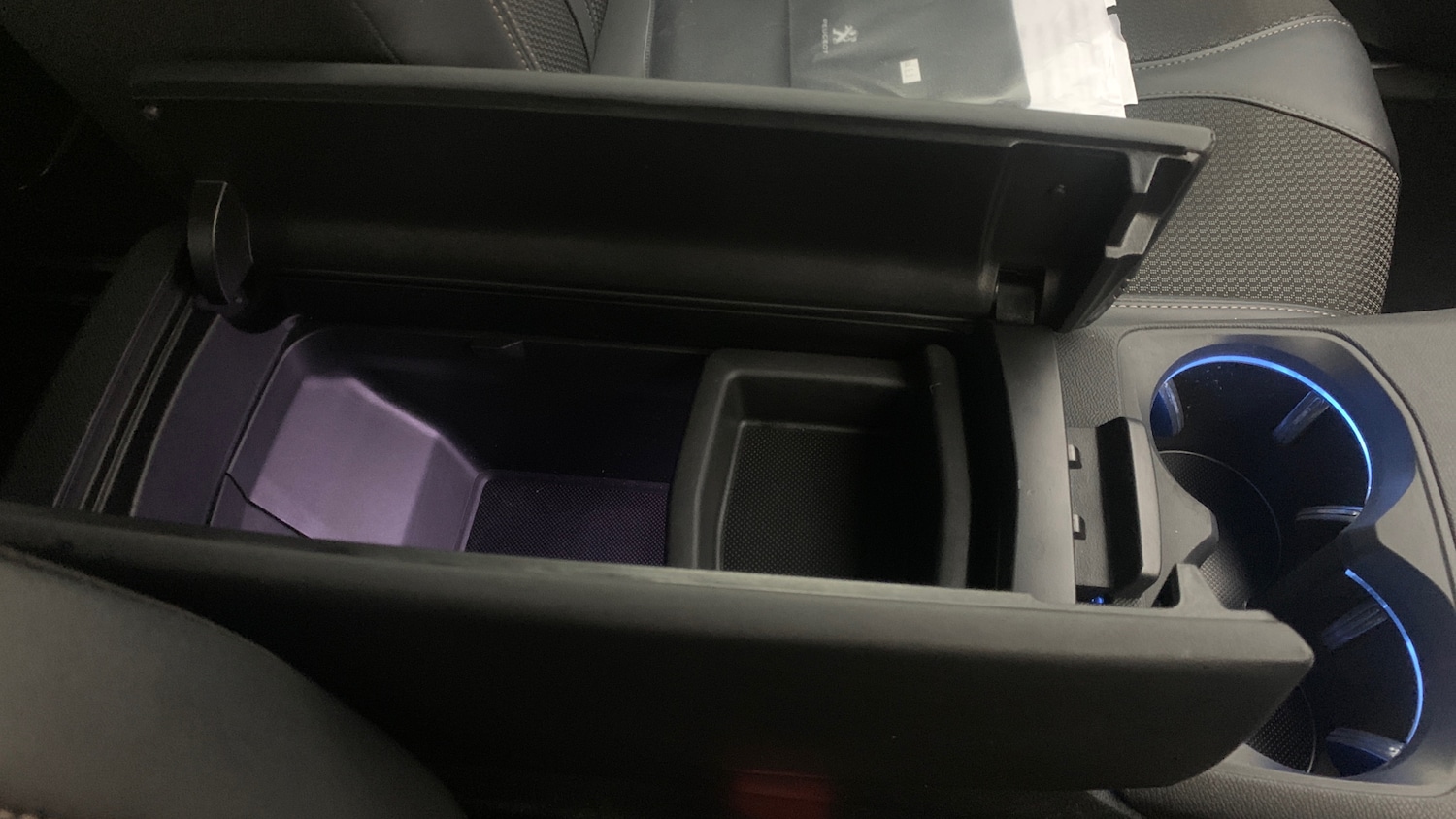 Used Peugeot 5008 2022 for sale - 76840388: Photo 47