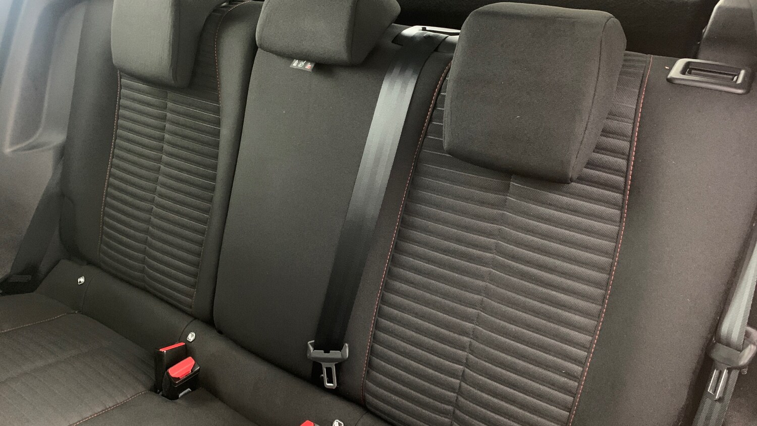 Used Peugeot 2008 2022 for sale - 75966334: Photo 8