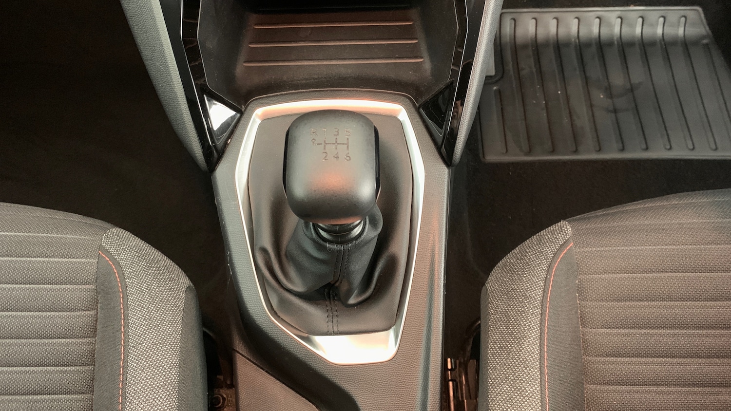 Used Peugeot 2008 2023 for sale - 77412823: Photo 40