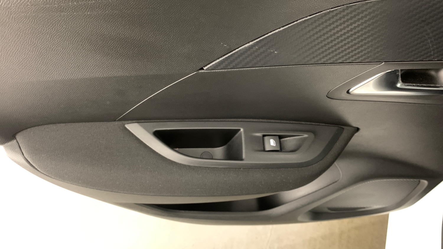 Used Peugeot 2008 2023 for sale - 77412823: Photo 46