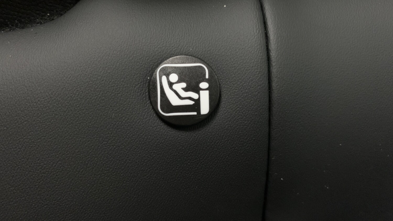 Used Peugeot 2008 2022 for sale - 76327667: Photo 38