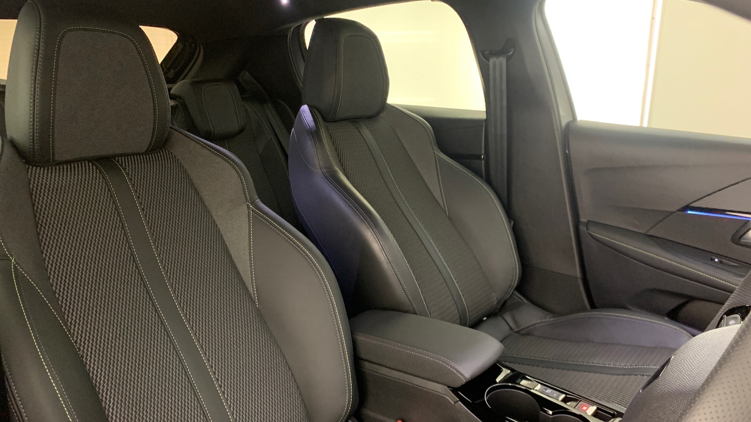 Used Peugeot 208 2025 for sale - 76690701: Photo 53