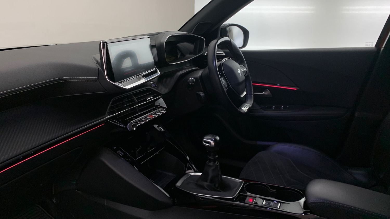 Used Peugeot 2008 2021 for sale - 76433842: Photo 2